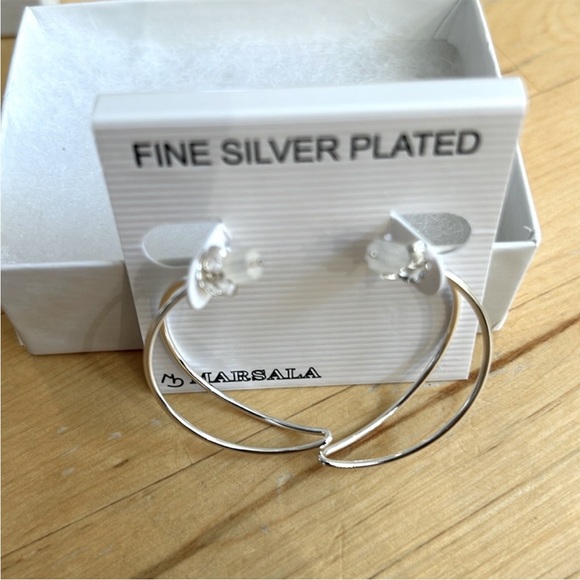Marsala Silver Plated Crescent Earrings. New in box - Picture 1 of 3